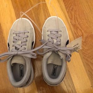 New with tags Kids Puma sneakers size 1